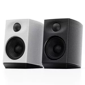 High-fidelity speakers